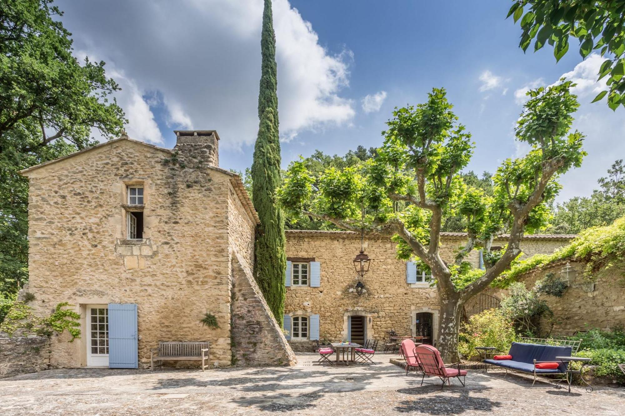 La Maison Des Artistes Menerbes Exterior photo